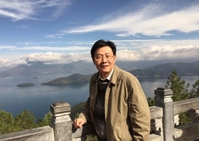 黄小军