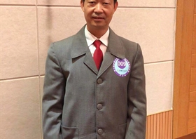 周广兴

